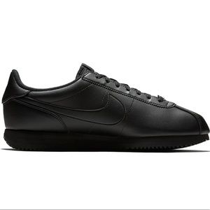 all black nike cortez shoes